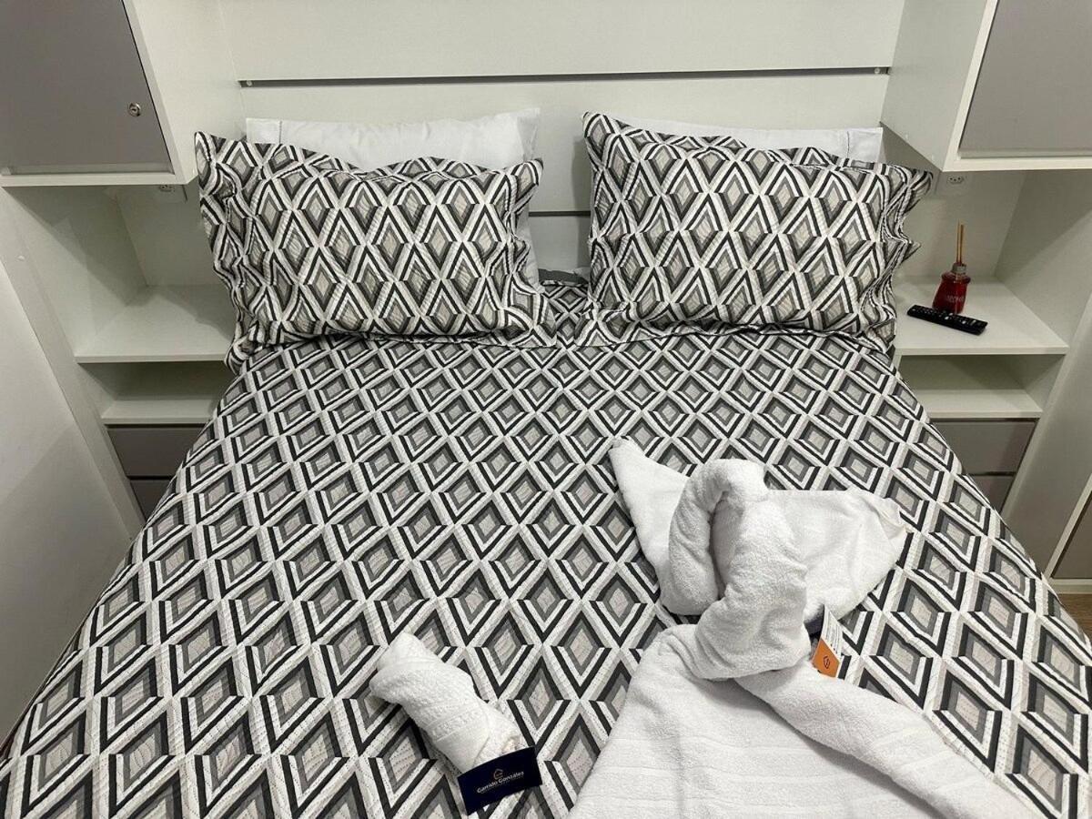 Abundante No Bras C/piscina/metro Bras Apartamento *